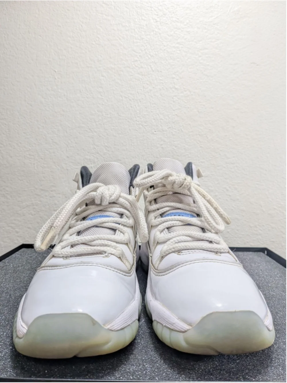Air Jordan 11 Retro Shoes Youth Size 4.5Y White Blue Patent Basketball Sneakers